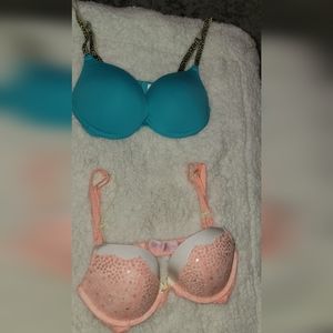 2 Victoria Secrets PINK 32D